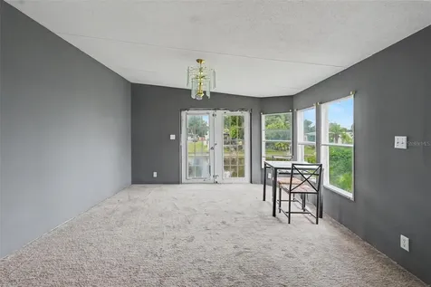 5829 Coventry Drive Tampa FL 33615