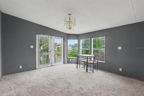 5829 Coventry Drive Tampa FL 33615