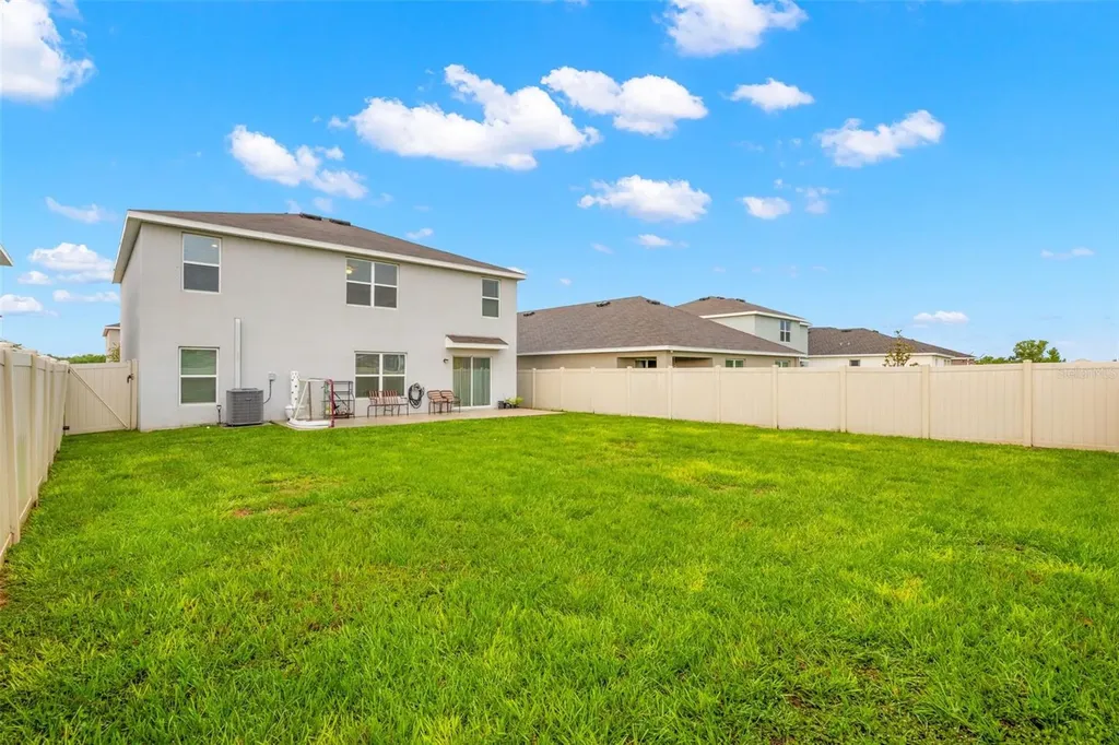 5480 Flint Hills Drive Wimauma FL 33598