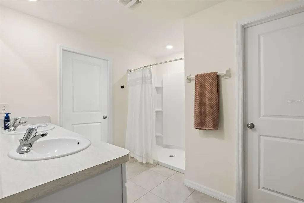 5480 Flint Hills Drive Wimauma FL 33598