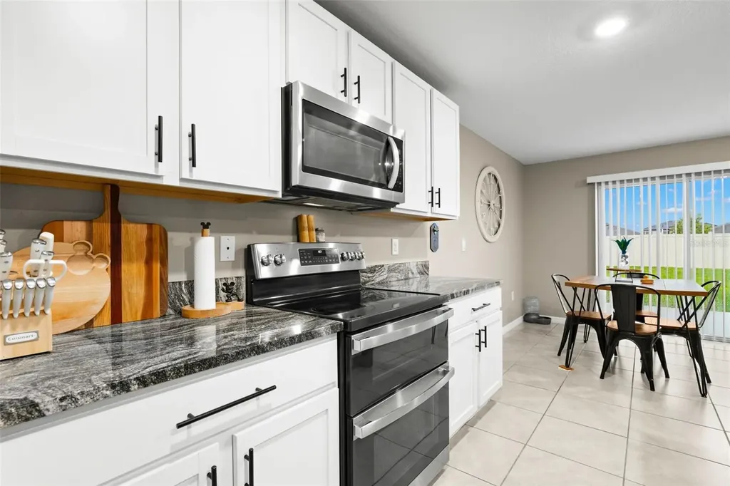 5480 Flint Hills Drive Wimauma FL 33598