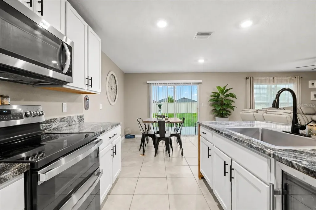 5480 Flint Hills Drive Wimauma FL 33598