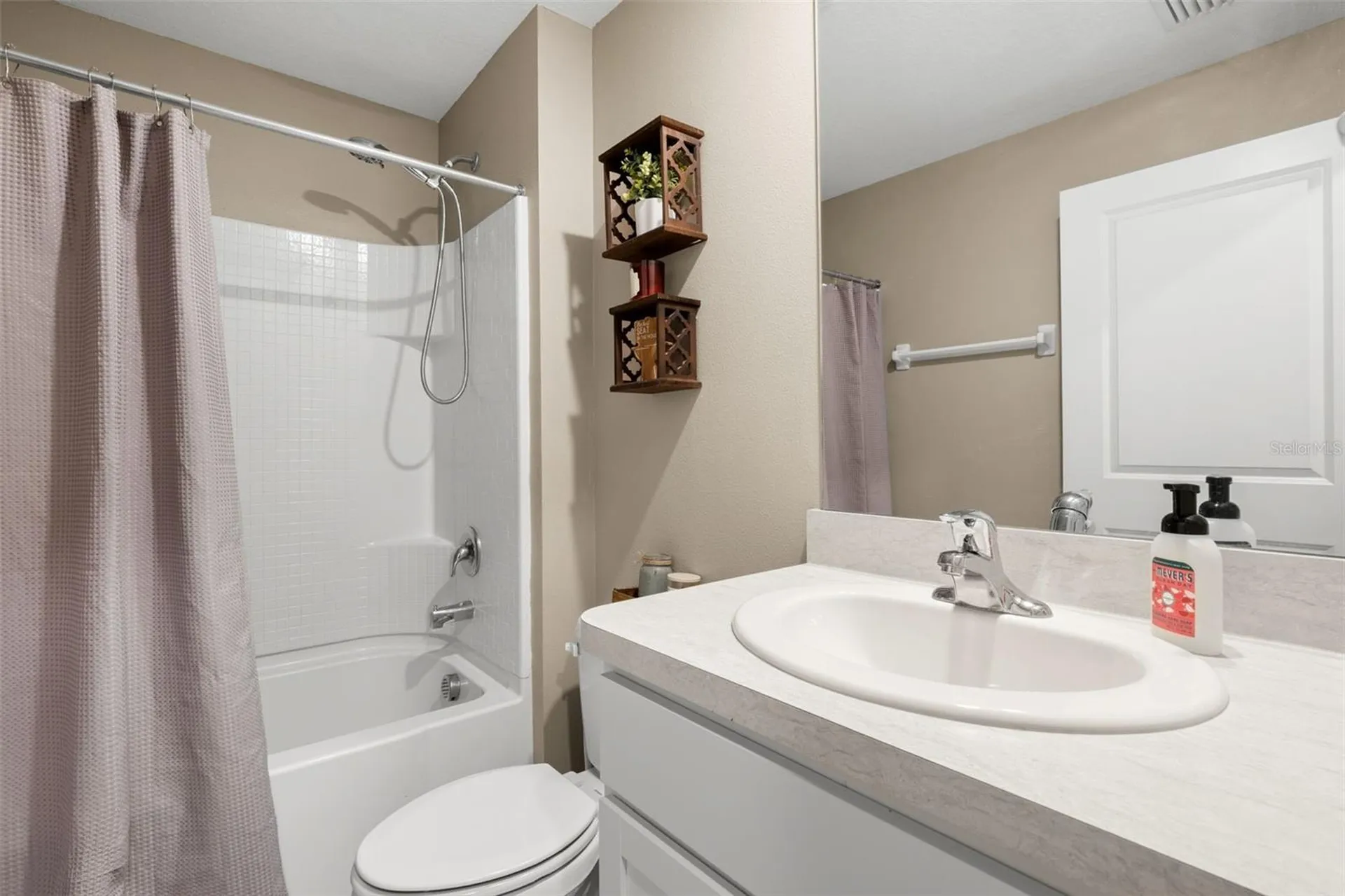 5480 Flint Hills Drive Wimauma FL 33598