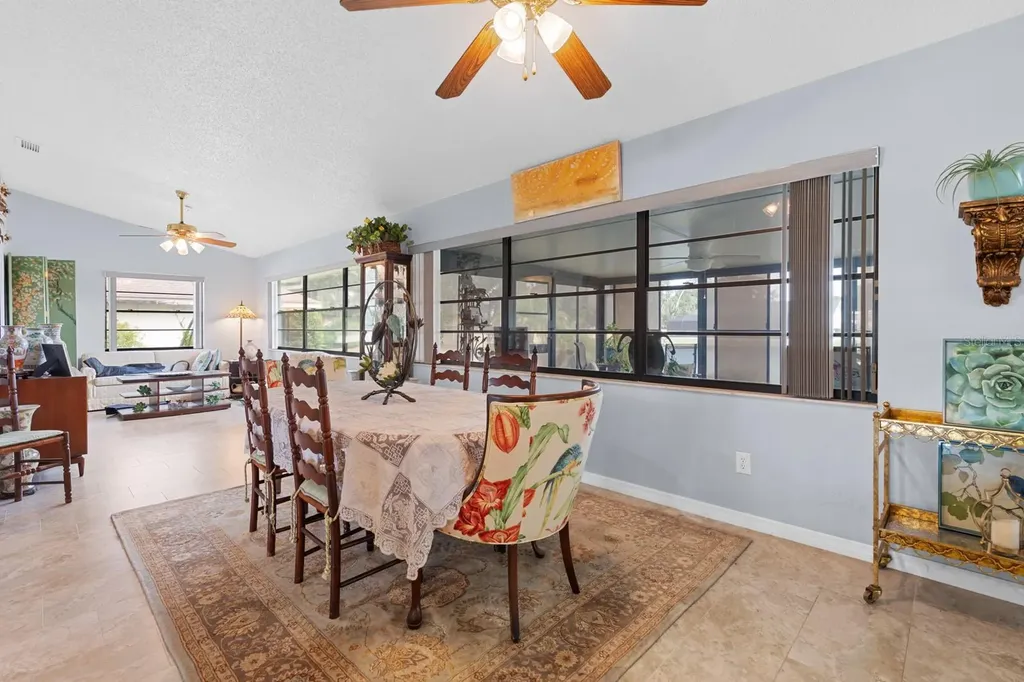 2023 El Rancho Drive Sun City Center FL 33573