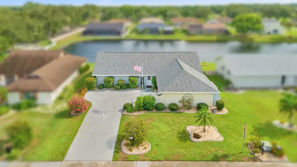 2023 El Rancho Drive Sun City Center FL 33573