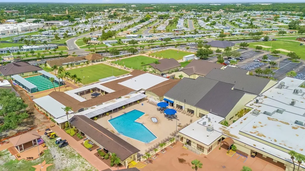 2023 El Rancho Drive Sun City Center FL 33573