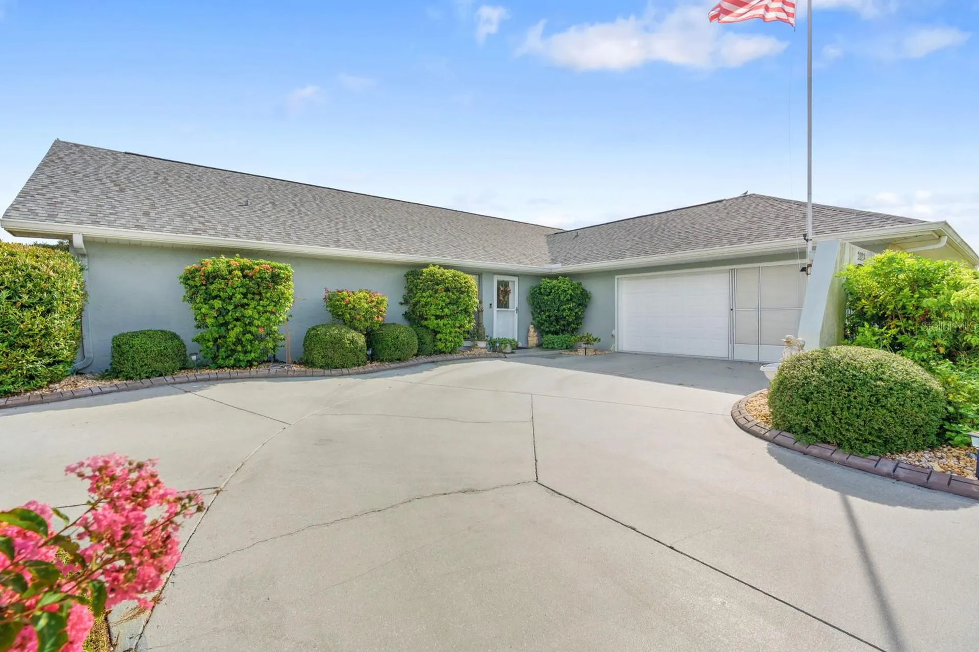 2023 El Rancho Drive Sun City Center FL 33573
