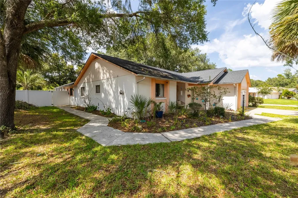 42 Blairsville Drive Palm Coast FL 32137
