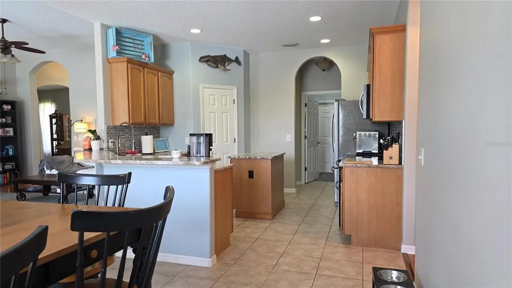 36812 Queen Bee Lane Grand Island FL 32735