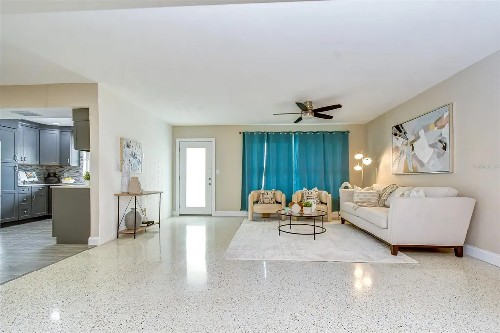 6871 4th Street S St Petersburg FL 33705