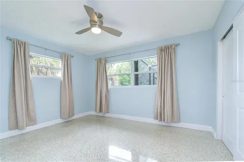 6871 4th Street S St Petersburg FL 33705
