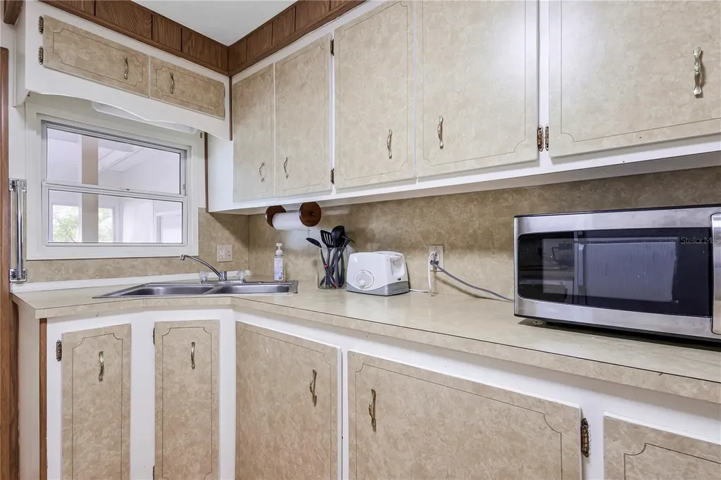 3324 W Tiki Drive Holiday FL 34691