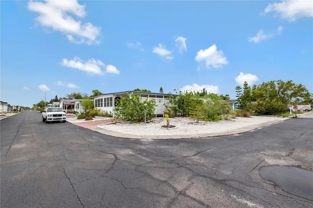 3324 W Tiki Drive Holiday FL 34691