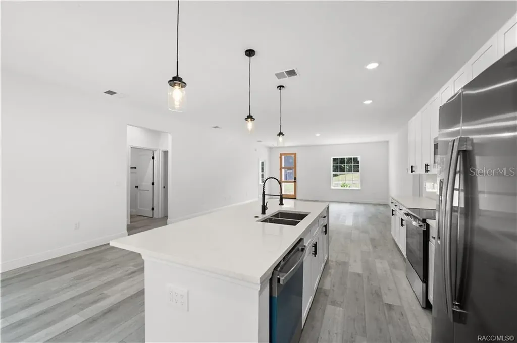 6097 N Darlington Drive Citrus Springs FL 34434