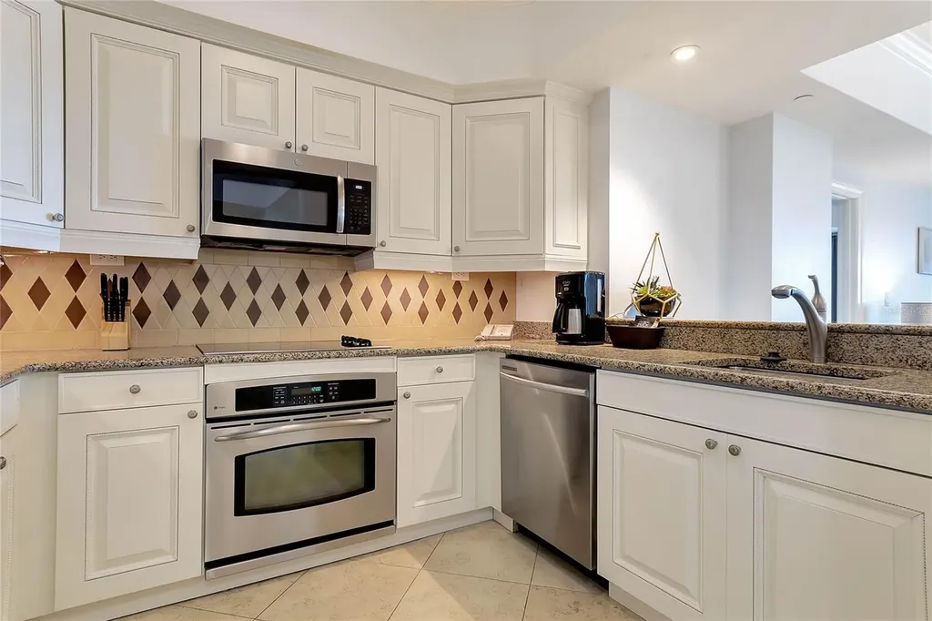 7593 Gathering Drive Kissimmee FL 34747