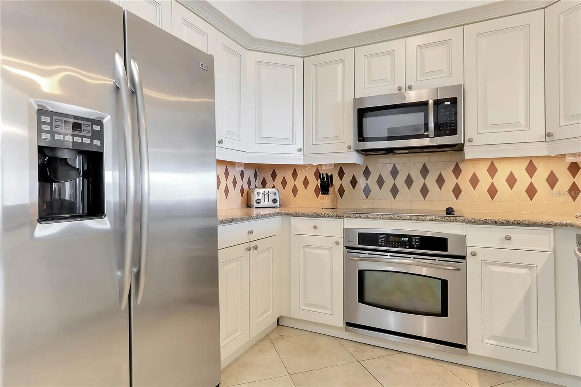 7593 Gathering Drive Kissimmee FL 34747