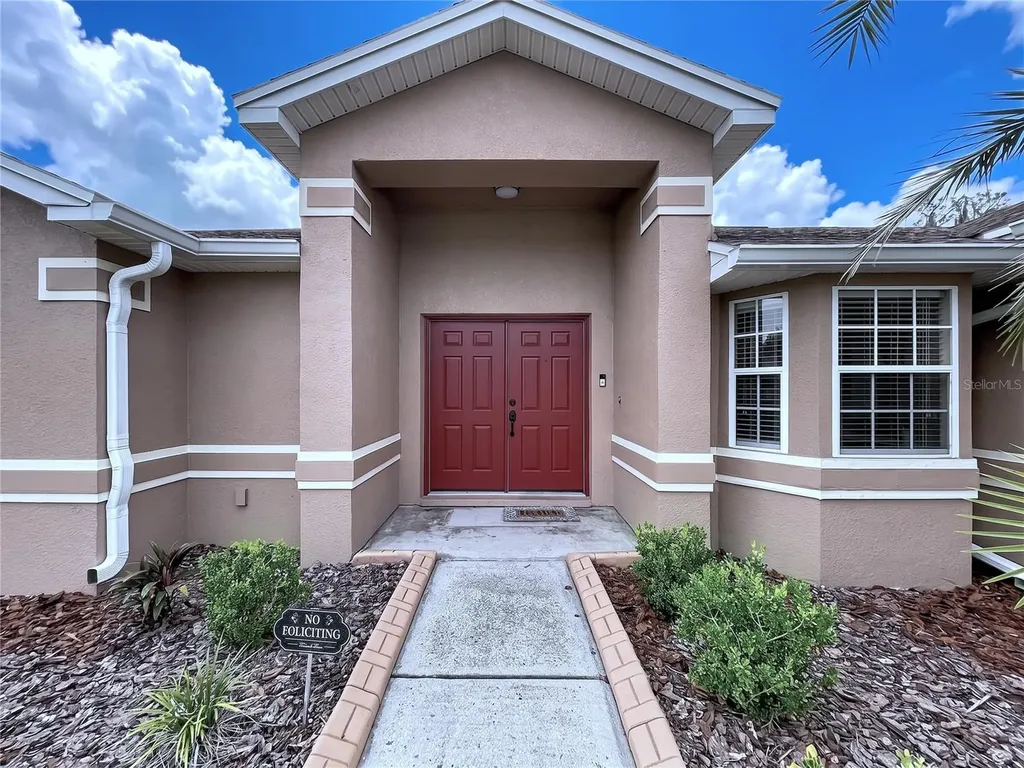 3217 Enclave Boulevard Mulberry FL 33860