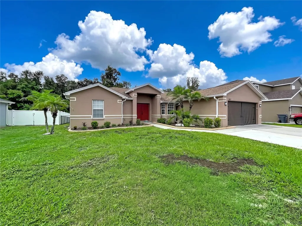 3217 Enclave Boulevard Mulberry FL 33860