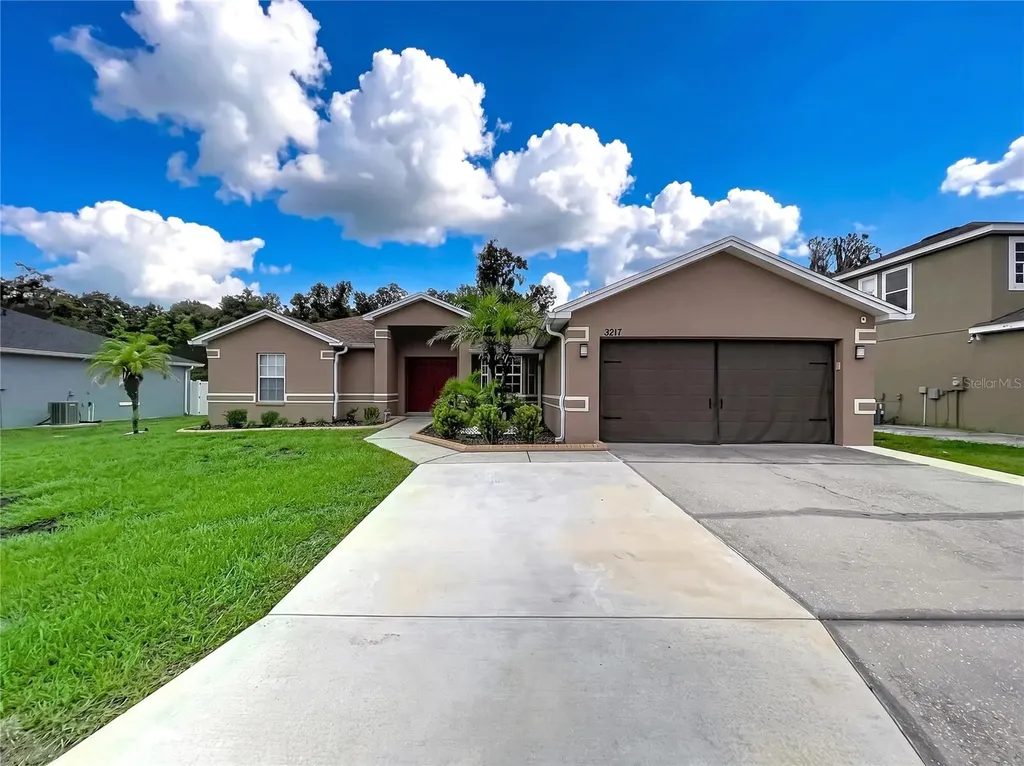 3217 Enclave Boulevard Mulberry FL 33860