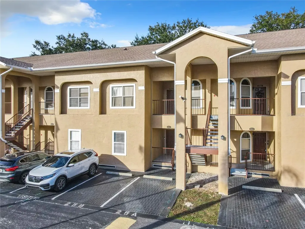 8825 Coral Palms Court Kissimmee FL 34747