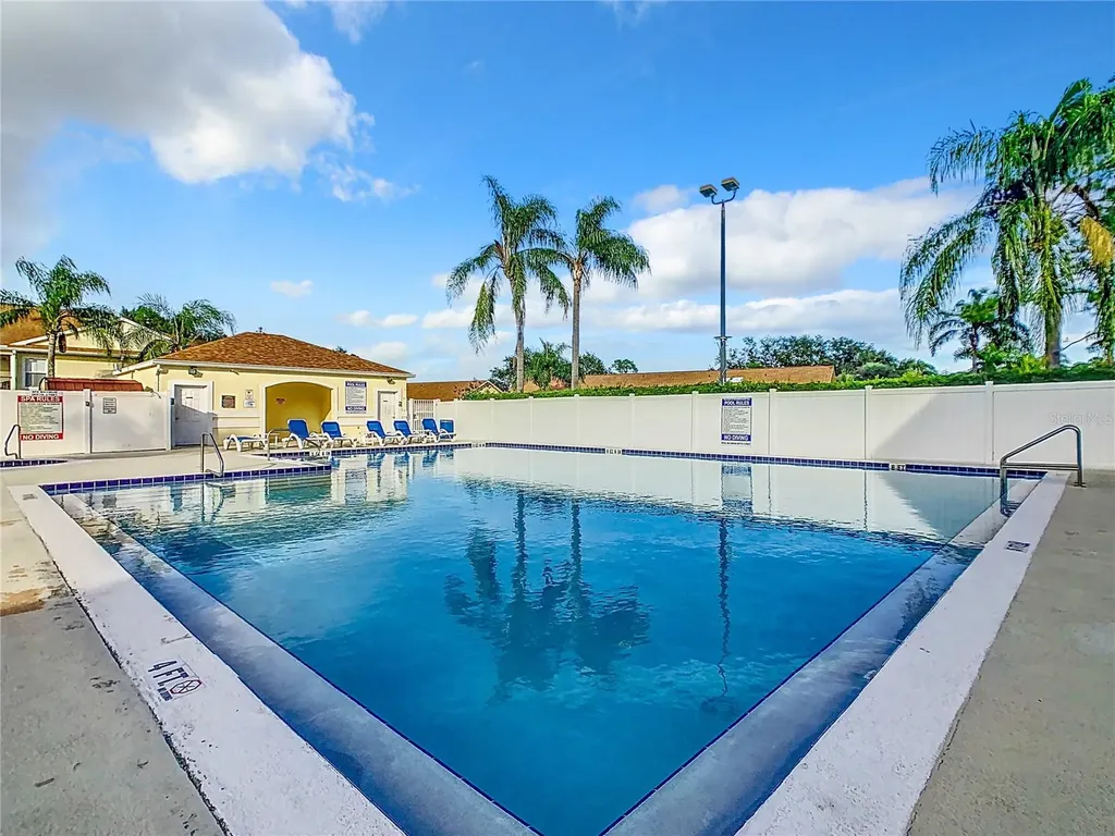 8825 Coral Palms Court Kissimmee FL 34747