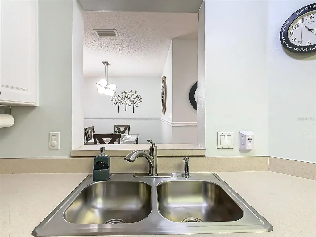 8825 Coral Palms Court Kissimmee FL 34747