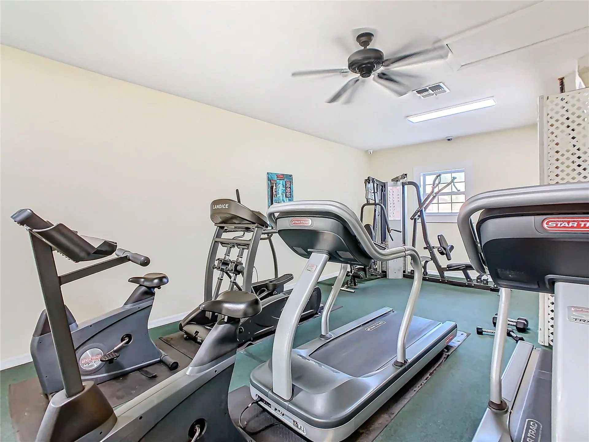 8825 Coral Palms Court Kissimmee FL 34747