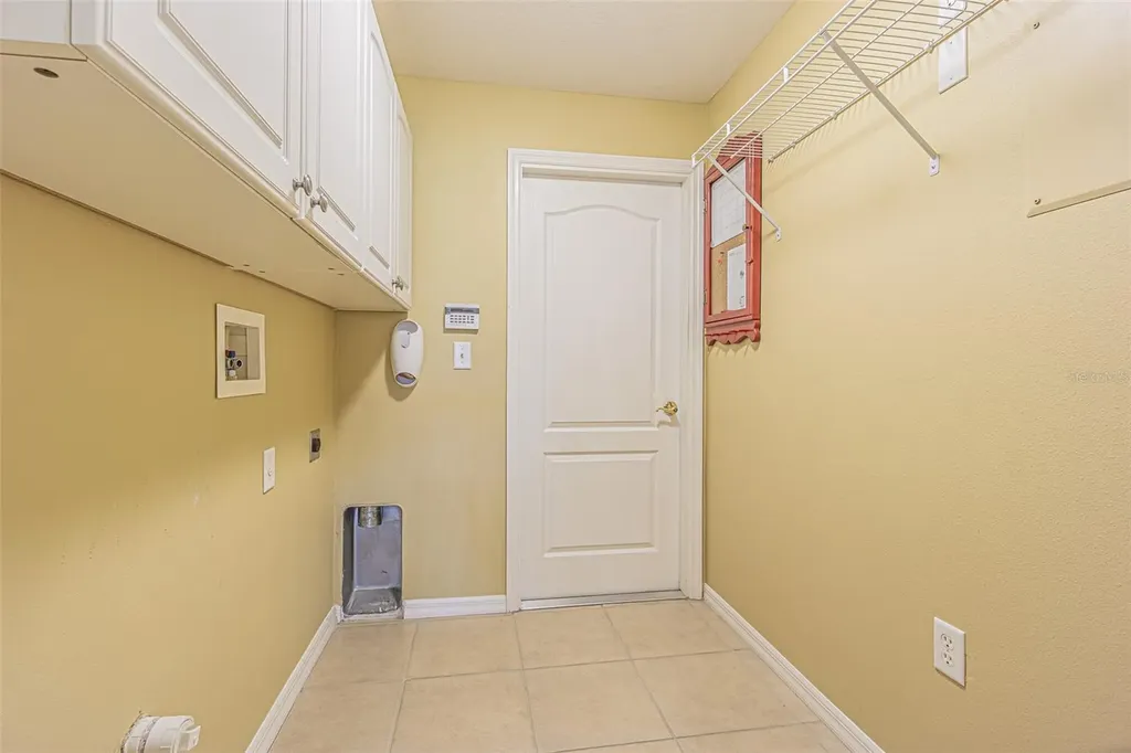 29435 Snap Hook Drive San Antonio FL 33576