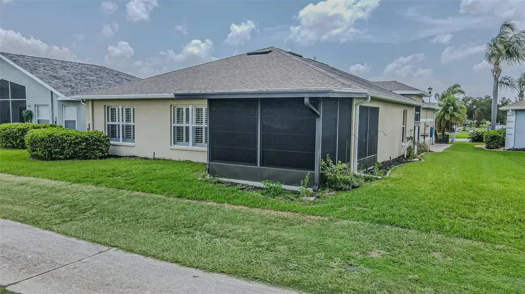 29435 Snap Hook Drive San Antonio FL 33576