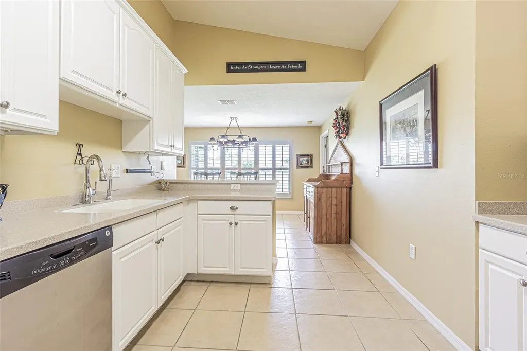 29435 Snap Hook Drive San Antonio FL 33576
