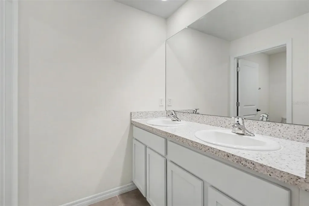 36851 Goffaux Loop Zephyrhills FL 33541