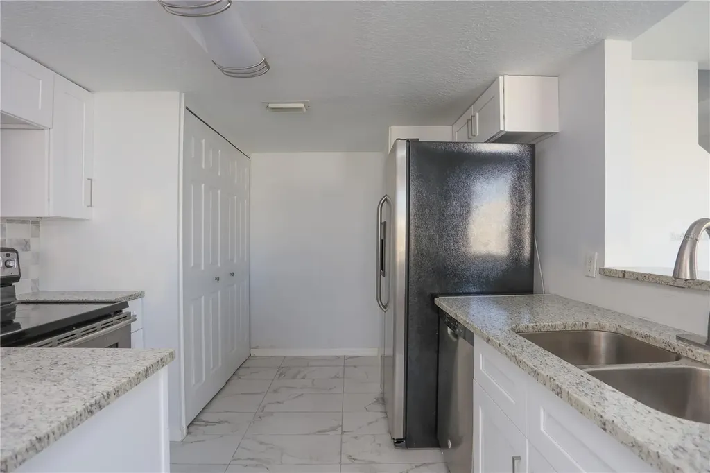 202 Washington Palm Loop Davenport FL 33897