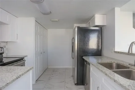 202 Washington Palm Loop Davenport FL 33897