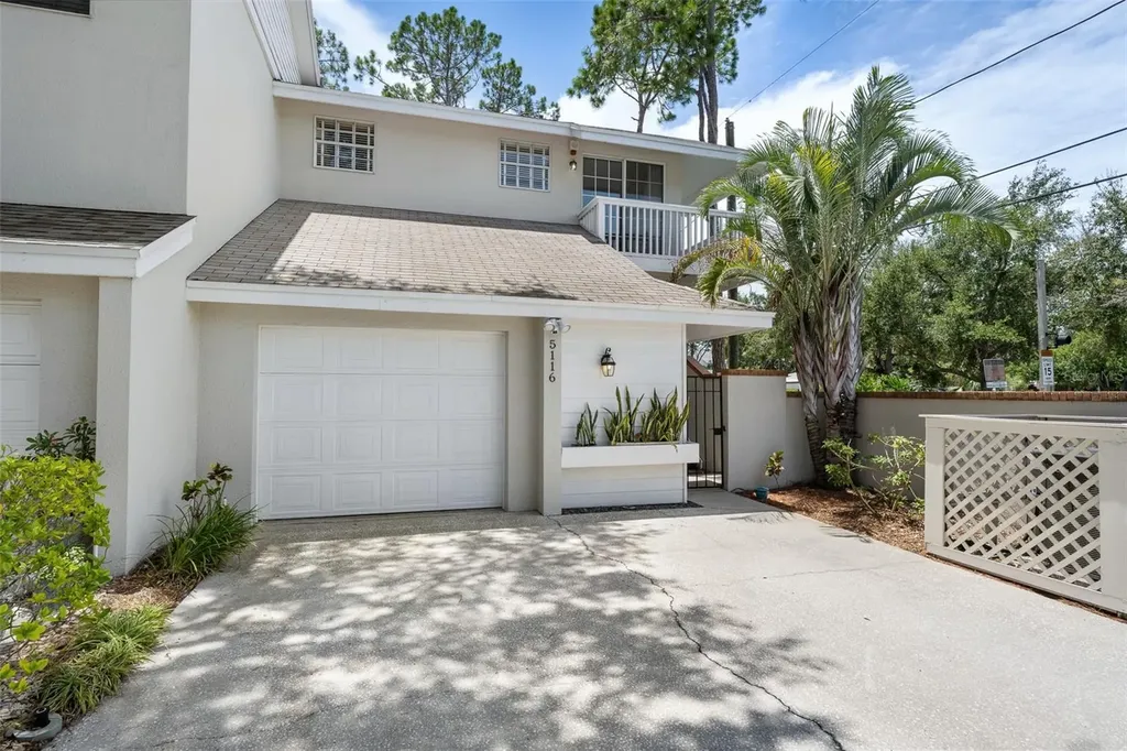 5116 Bayshore Boulevard Tampa FL 33611