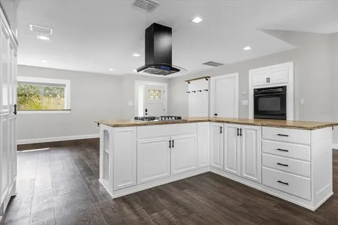 8756 Granada Boulevard Orlando FL 32836