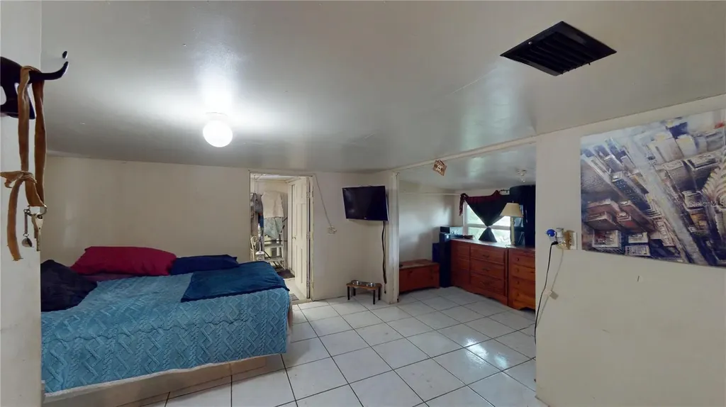 5651 6th Street Zephyrhills FL 33542