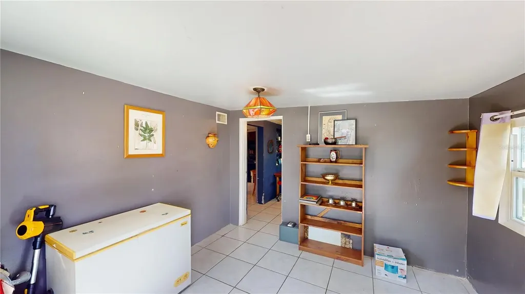 5651 6th Street Zephyrhills FL 33542