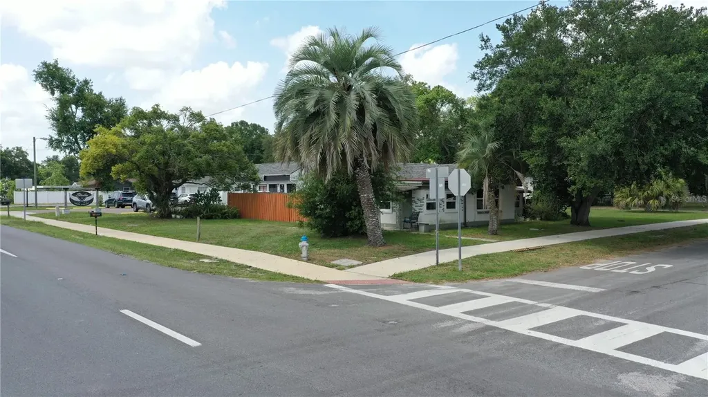 5651 6th Street Zephyrhills FL 33542