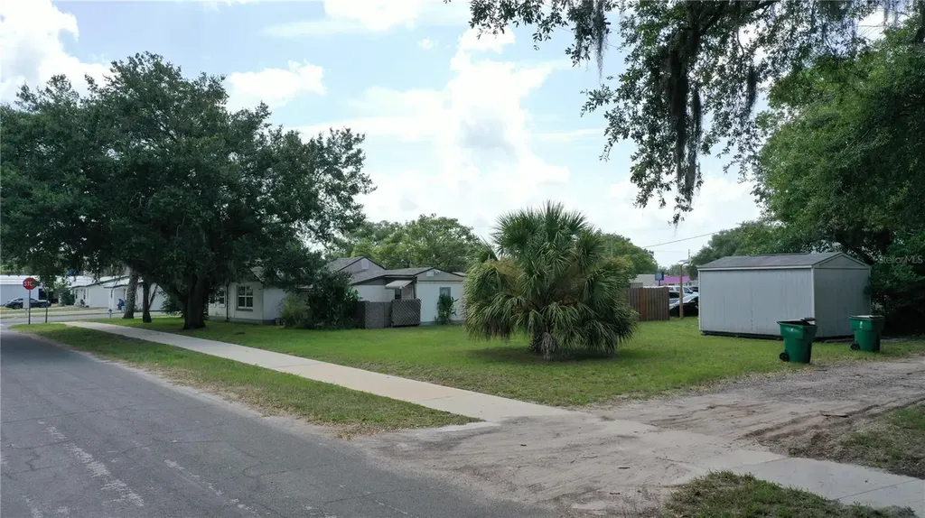 5651 6th Street Zephyrhills FL 33542