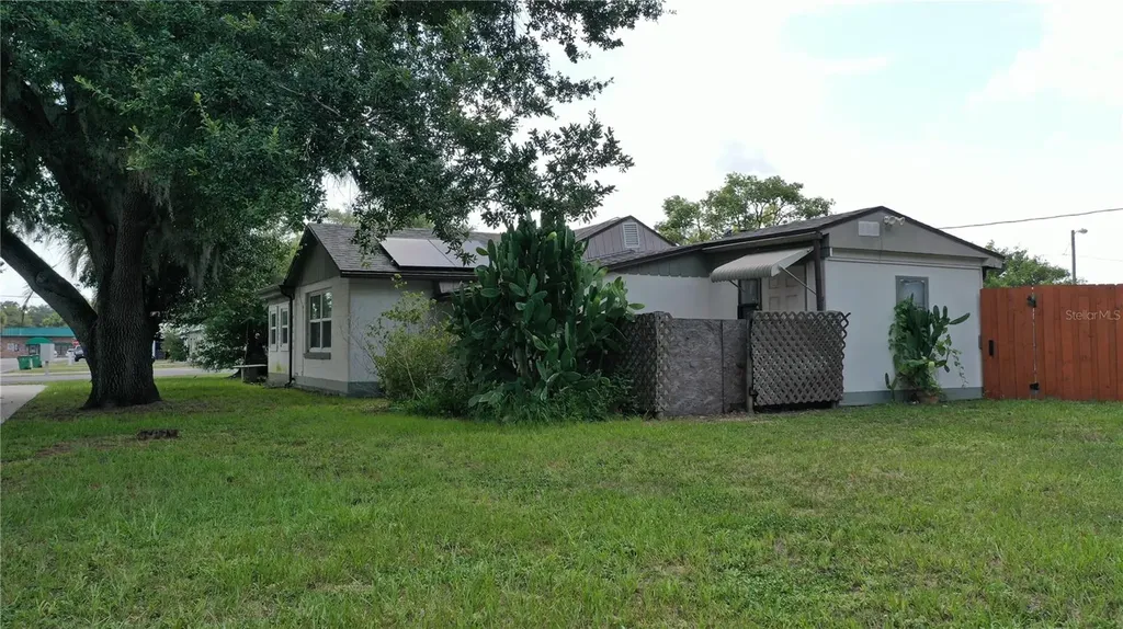 5651 6th Street Zephyrhills FL 33542