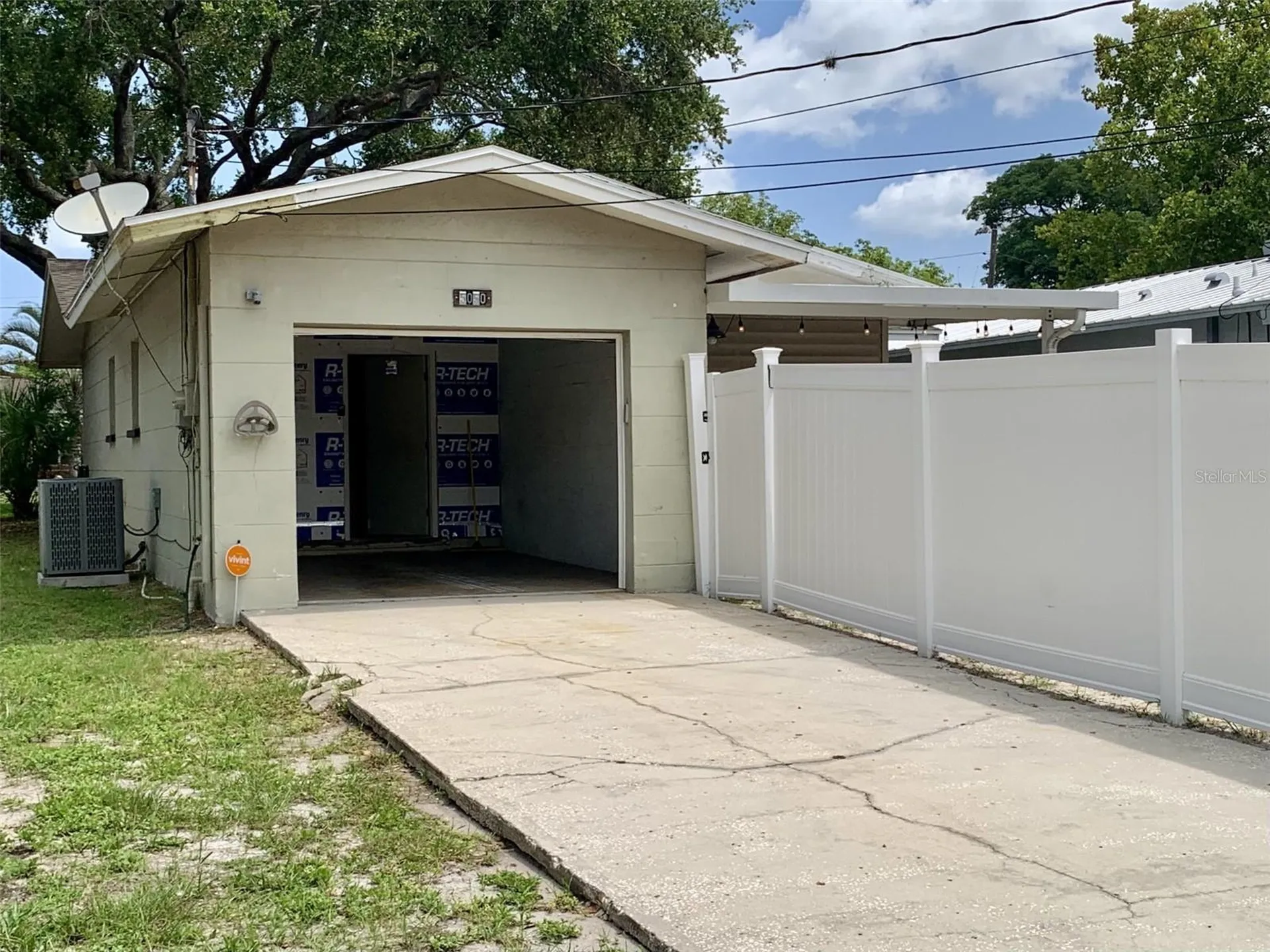 5050 29th Avenue N St Petersburg FL 33710