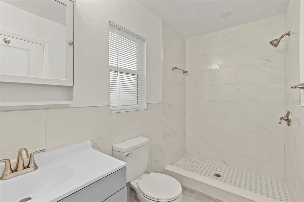 2827 16th Avenue S St Petersburg FL 33712