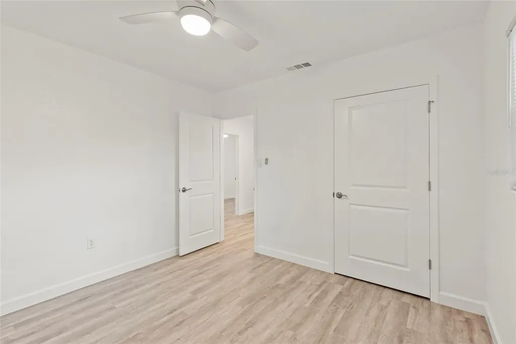 2827 16th Avenue S St Petersburg FL 33712