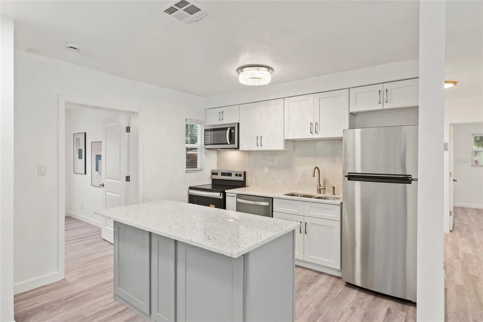 2827 16th Avenue S St Petersburg FL 33712