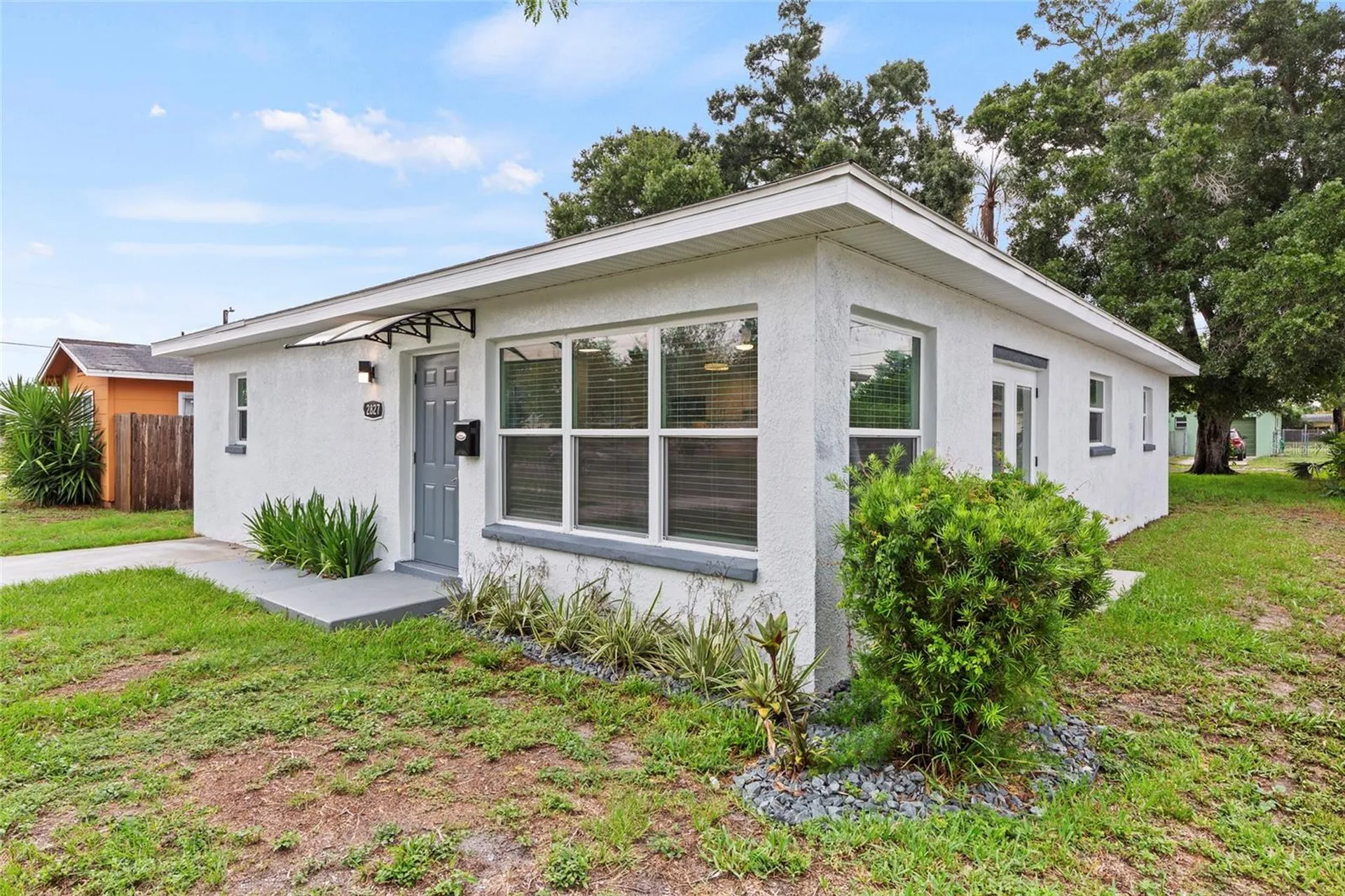 2827 16th Avenue S St Petersburg FL 33712