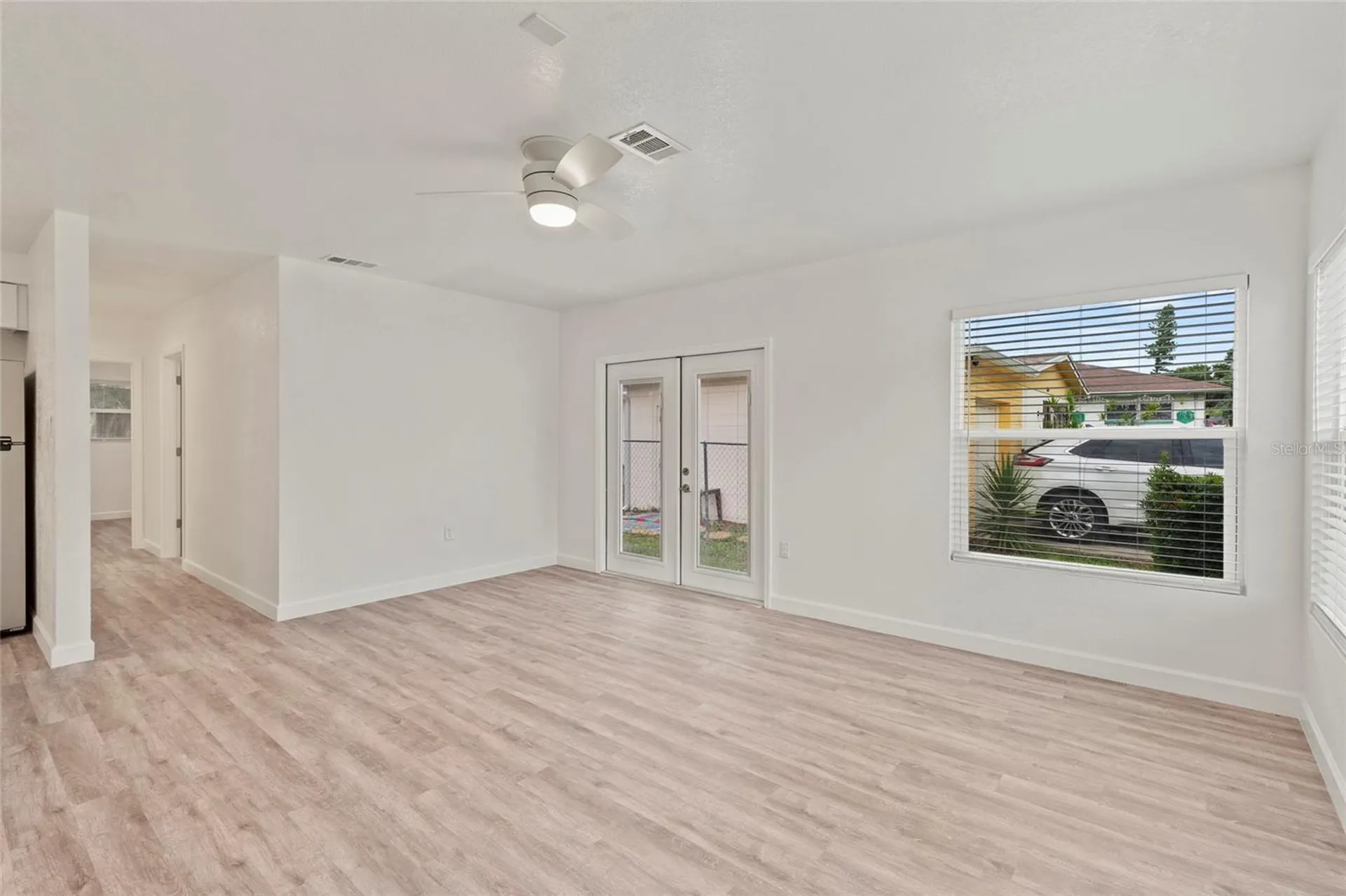 2827 16th Avenue S St Petersburg FL 33712