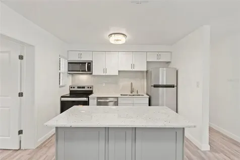 2827 16th Avenue S St Petersburg FL 33712