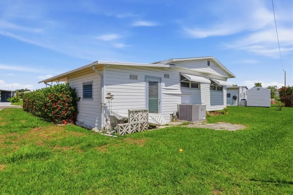 1208 44th Avenue Drive E Ellenton FL 34222