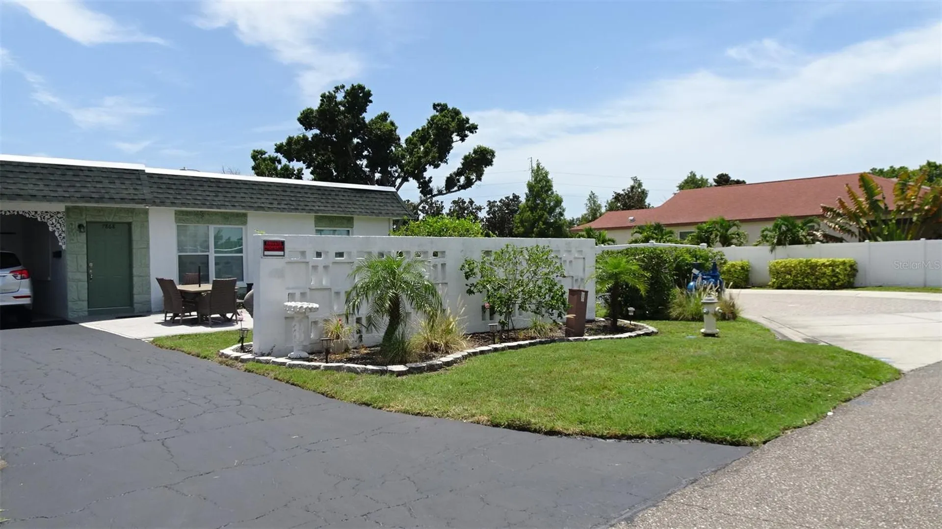 7868 40th Avenue N St Petersburg FL 33709