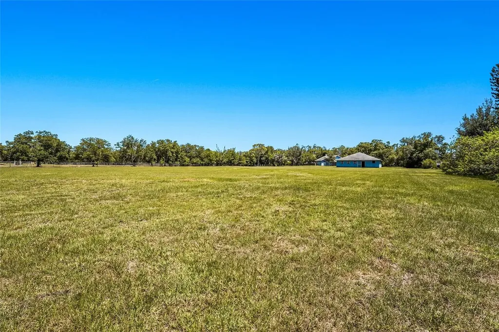 5650 Churchill Downs Road Sarasota FL 34241